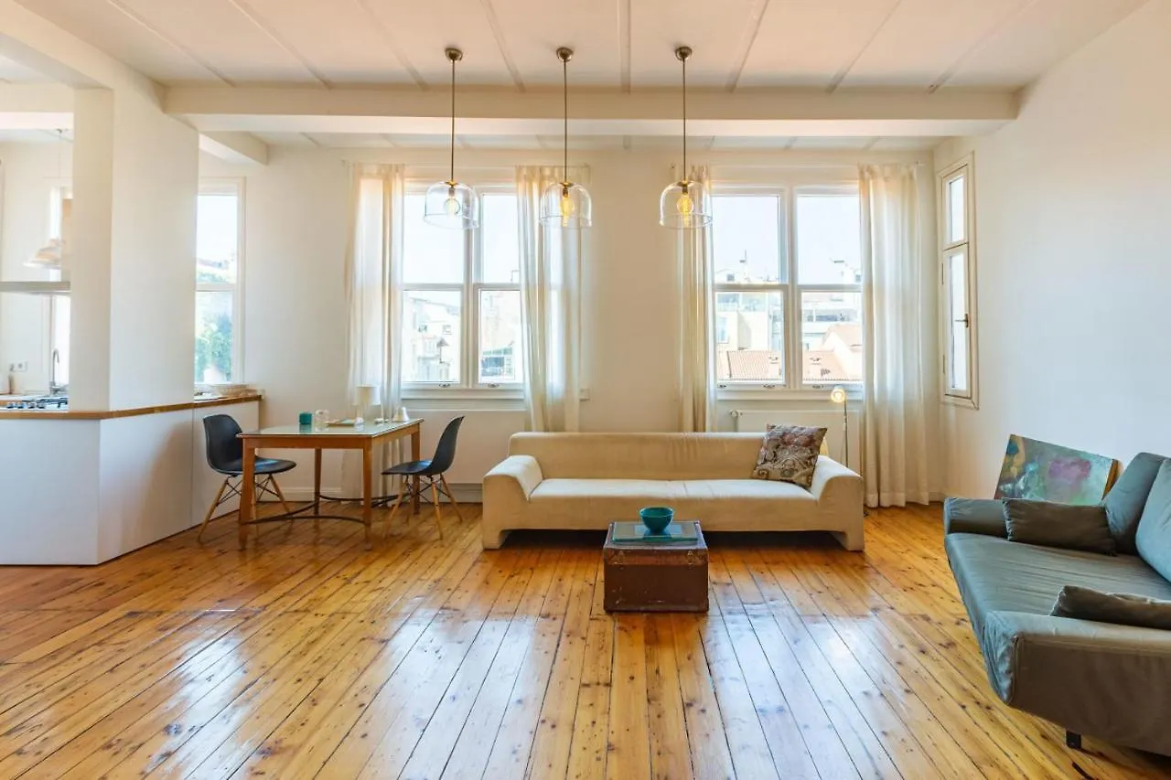 Eclectic Home Near Galata Tower In Beyoglu Istanbul Apartment