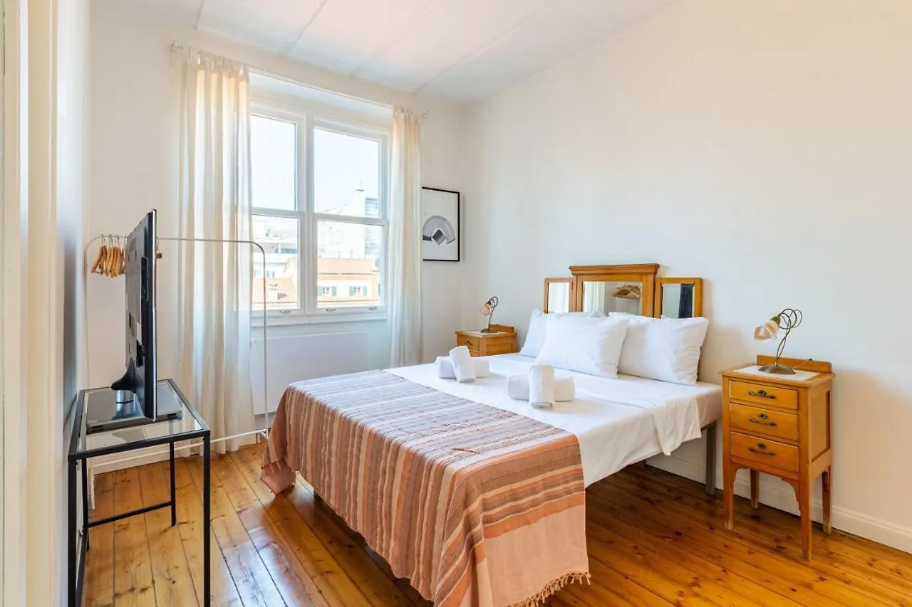 Apartman Eclectic Home Near Galata Tower In Beyoglu Isztambul